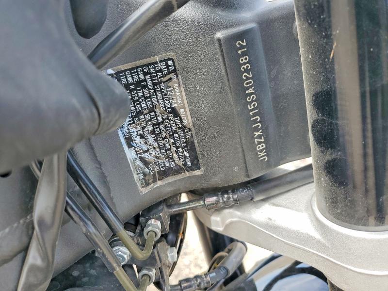 65240616 :رقم المزاد ، JKBZXJJ15SA023812 vin ، 2025 Kawasaki Zx636 مزاد بيع