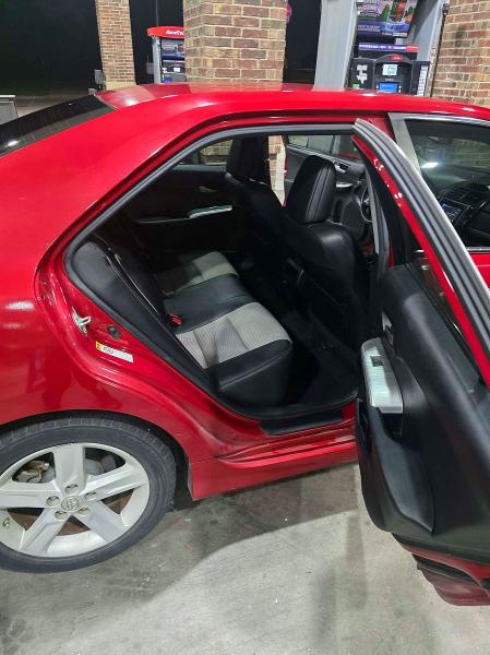 65232036 :رقم المزاد ، 4T1BF1FK3EU736321 vin ، 2014 Toyota Camry مزاد بيع