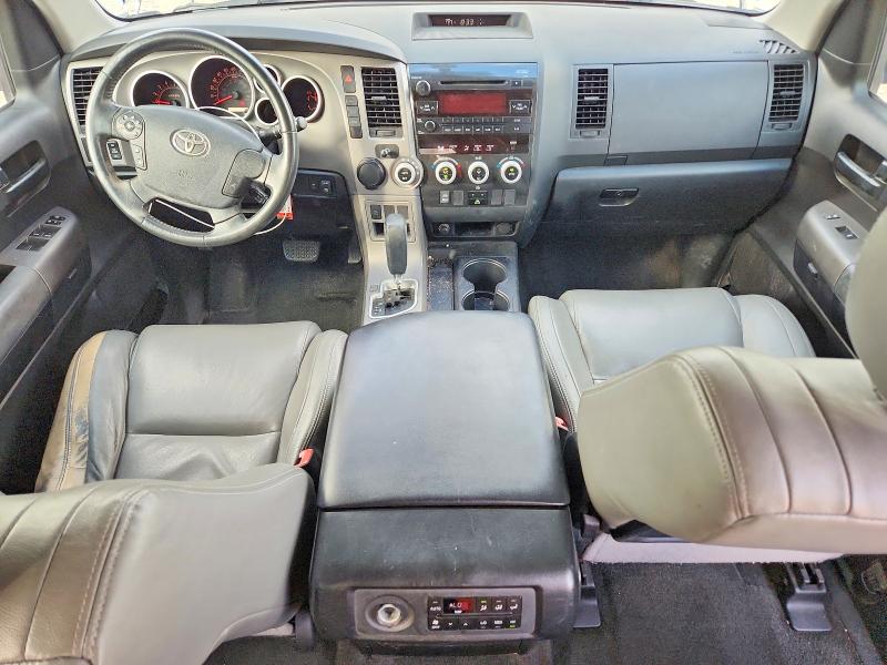 64139346 :رقم المزاد ، 5TDZM5G17BS003159 vin ، 2011 Toyota Sequoia مزاد بيع