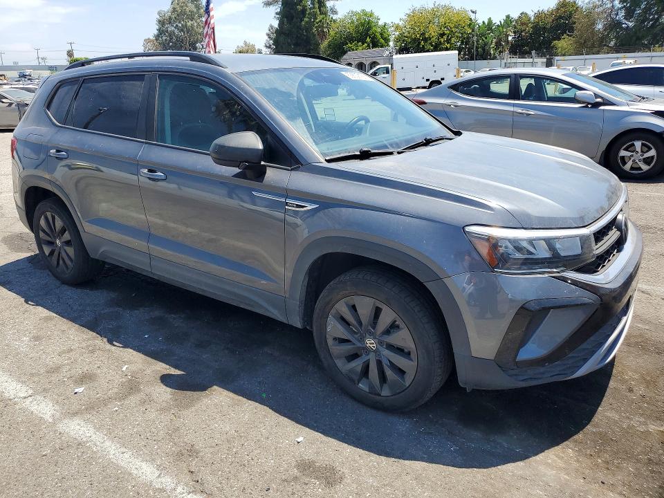 Продаж на аукціоні авто 2022 Volkswagen Taos, vin: 3VVDX7B27NM077054, номер лоту: 63609166