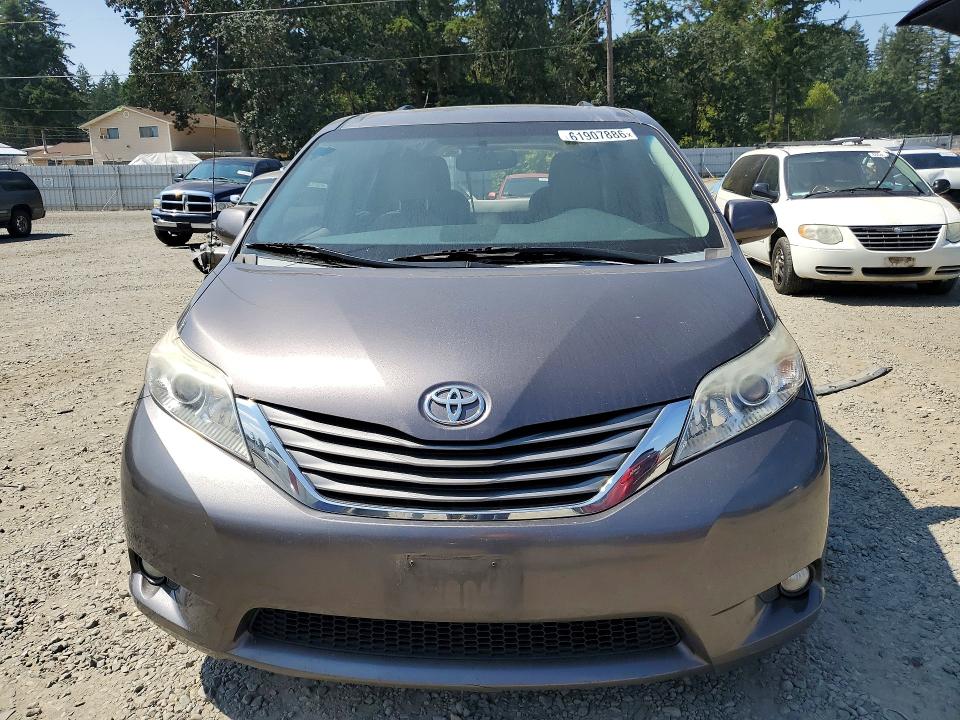 Aukcja sprzedaży 2013 Toyota Sienna, vin: 5TDDK3DC0DS050661, numer aukcji: 61907886