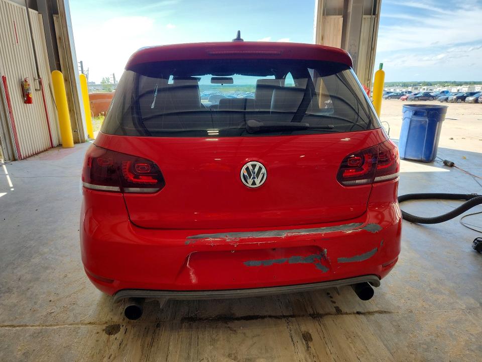 65450906 :رقم المزاد ، WVWEV7AJ8BW232613 vin ، 2011 Volkswagen Gti مزاد بيع