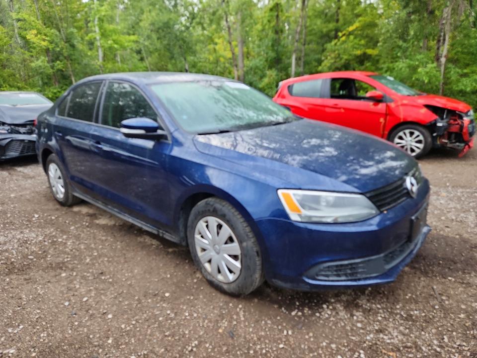 64452366 :رقم المزاد ، 3VW2K7AJ1EM396427 vin ، 2014 Volkswagen Jetta مزاد بيع