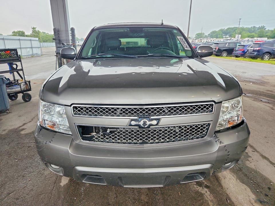 2008 Chevrolet Tahoe მანქანა იყიდება აუქციონზე, vin: 1GNFK13088J167550, აუქციონის ნომერი: 64744046