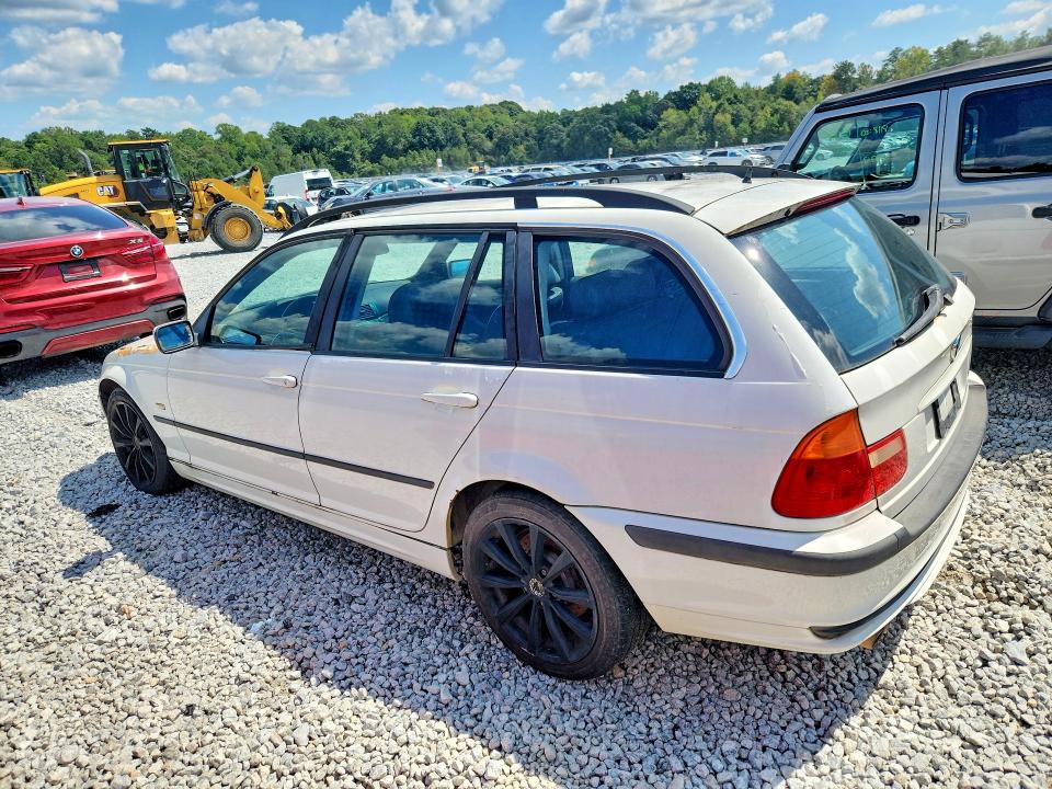 2001 Bmw 325 მანქანა იყიდება აუქციონზე, vin: WBAAW33451EN80818, აუქციონის ნომერი: 67261036