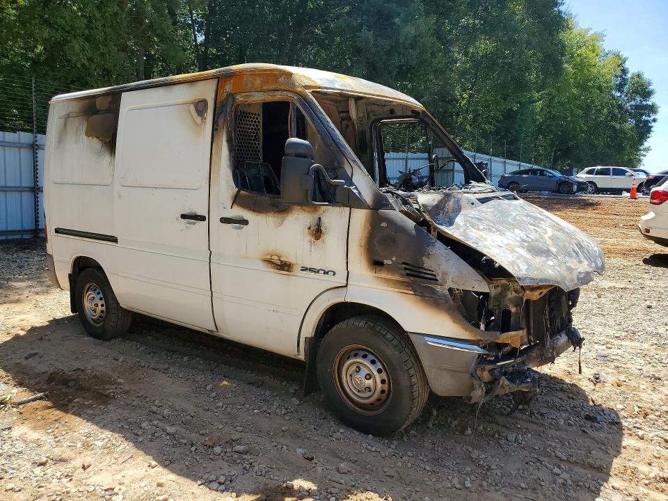 65058806 :رقم المزاد ، WD0PD144065938671 vin ، 2006 Dodge Sprinter مزاد بيع