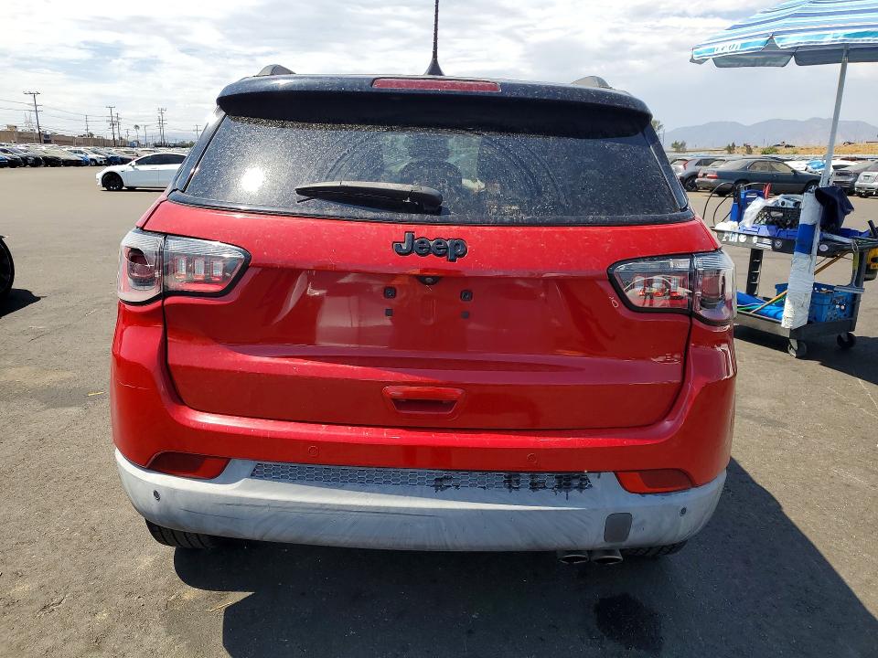 64157196 :رقم المزاد ، 3C4NJCBB0MT555929 vin ، 2021 Jeep Compass مزاد بيع