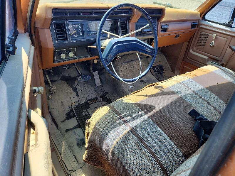 66076476 :رقم المزاد ، 1FTDF15F4CLA44539 vin ، 1982 Ford F150 مزاد بيع