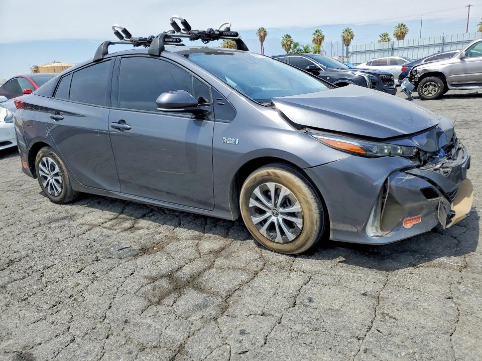 Продажа на аукционе авто 2020 Toyota Prius Prime, vin: JTDKARFP8L3152500, номер лота: 65111496