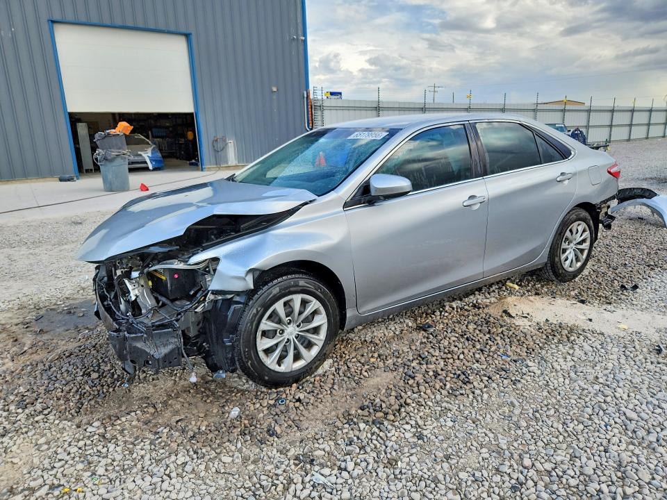 65179956 :رقم المزاد ، 4T1BF1FK0FU489910 vin ، 2015 Toyota Camry مزاد بيع