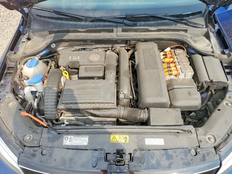 64494276 :رقم المزاد ، 3VW637AJXDM295156 vin ، 2013 Volkswagen Jetta مزاد بيع