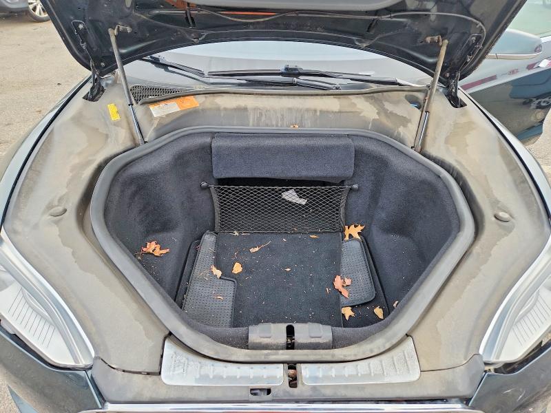 63150316 :رقم المزاد ، 5YJSA1AG0DFP12054 vin ، 2013 Tesla Model S مزاد بيع