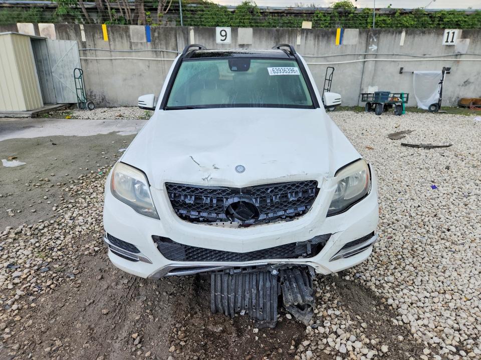 63936396 :رقم المزاد ، WDCGG5HB8FG439339 vin ، 2015 Mercedes-benz Glk مزاد بيع