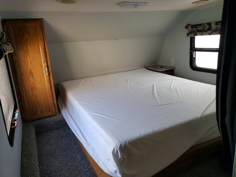Продажа на аукционе авто 1996 Fleetwood Rv, vin: 1EA5C2421T2943708, номер лота: 63886026
