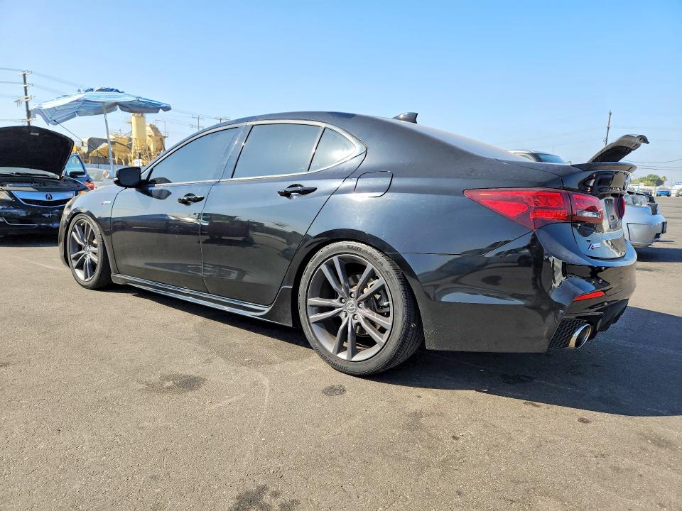 2018 Acura Tlx მანქანა იყიდება აუქციონზე, vin: 19UUB3F69JA000617, აუქციონის ნომერი: 63750276
