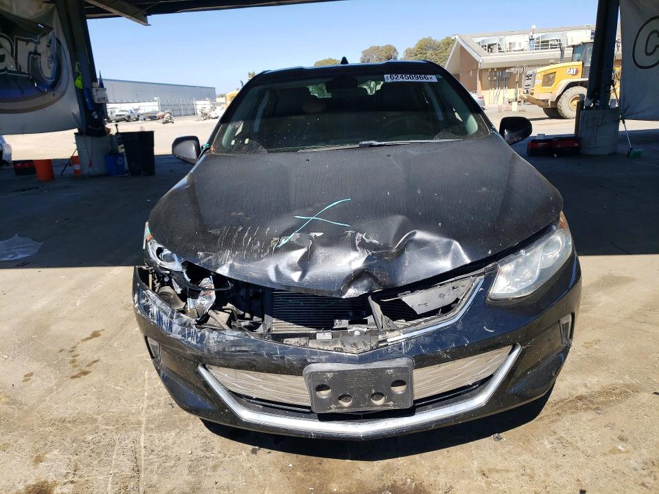 62450966 :رقم المزاد ، 1G1RC6S55HU112350 vin ، 2017 Chevrolet Volt مزاد بيع
