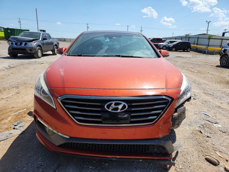 2015 Hyundai Sonata მანქანა იყიდება აუქციონზე, vin: 5NPE34AB5FH137290, აუქციონის ნომერი: 65752506