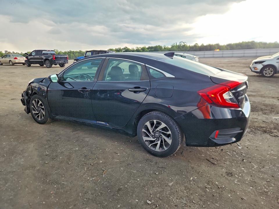 Продажа на аукционе авто 2017 Honda Civic, vin: 19XFC2F73HE053490, номер лота: 63584396