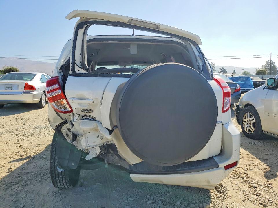 2012 Toyota Rav4 მანქანა იყიდება აუქციონზე, vin: 2T3BF4DV4CW193788, აუქციონის ნომერი: 63873396