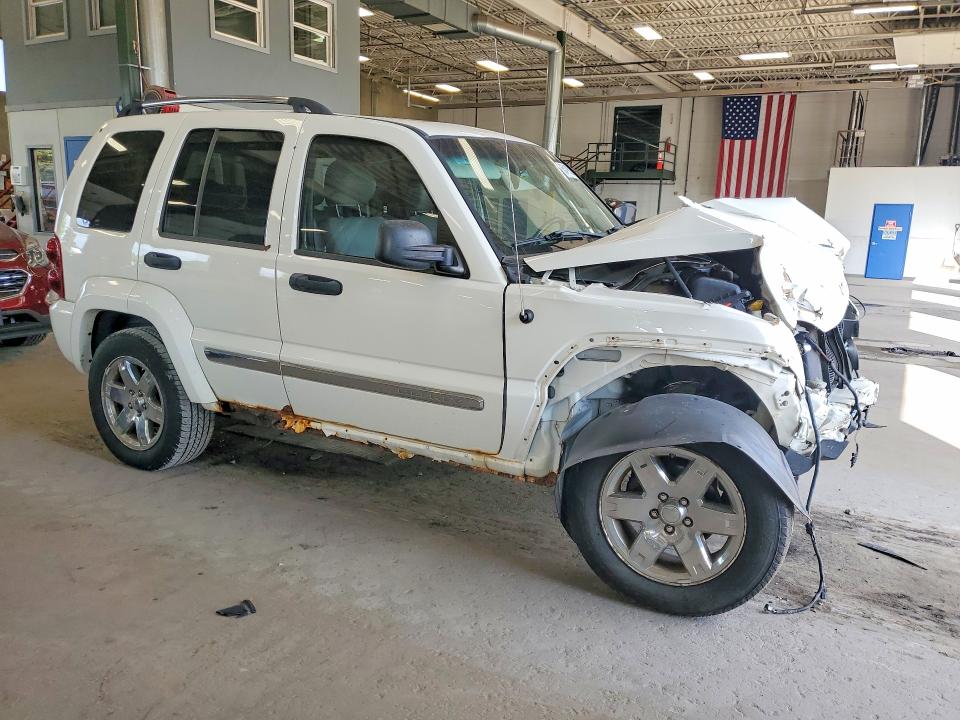 2005 Jeep Liberty მანქანა იყიდება აუქციონზე, vin: 1J4GL58K35W626262, აუქციონის ნომერი: 66419026