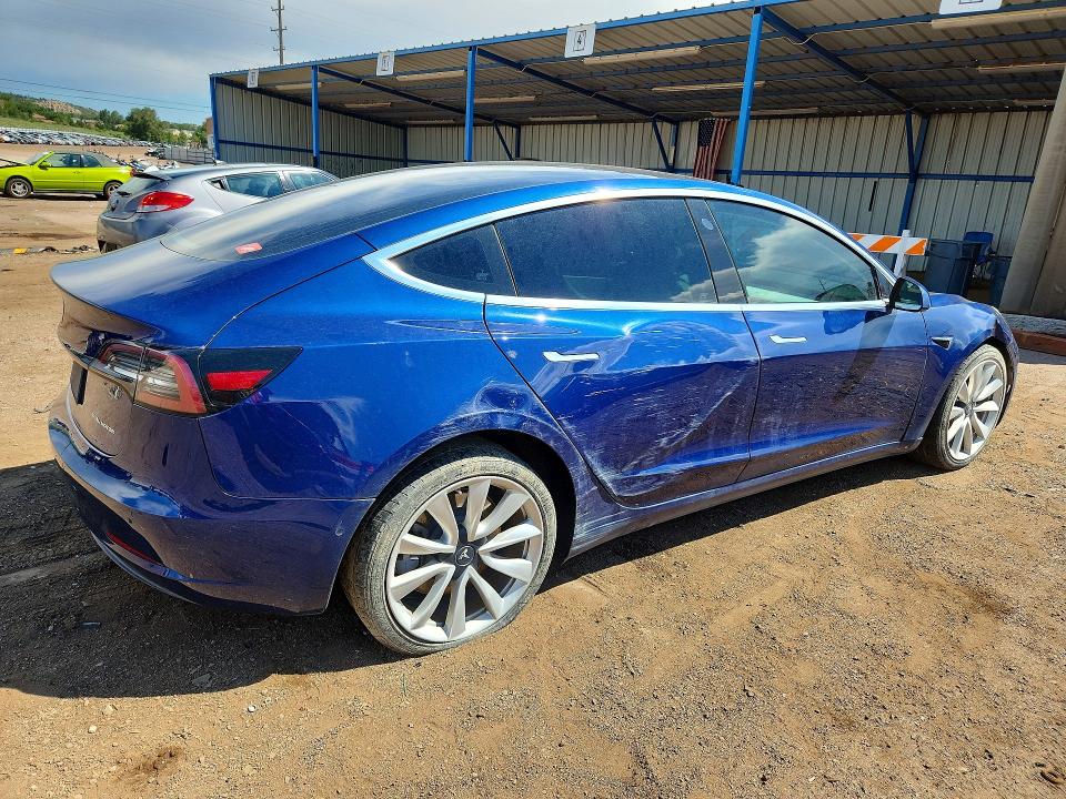 Продажа на аукционе авто 2020 Tesla Model 3, vin: 5YJ3E1EB5LF640239, номер лота: 67175126