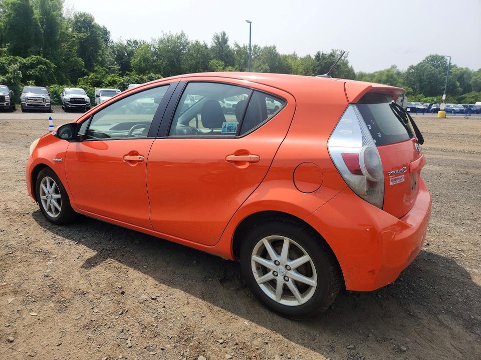 64892736 :رقم المزاد ، JTDKDTB32D1044023 vin ، 2013 Toyota Prius C مزاد بيع
