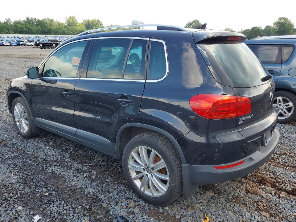 64047726 :رقم المزاد ، WVGBV7AX6GW588262 vin ، 2016 Volkswagen Tiguan مزاد بيع