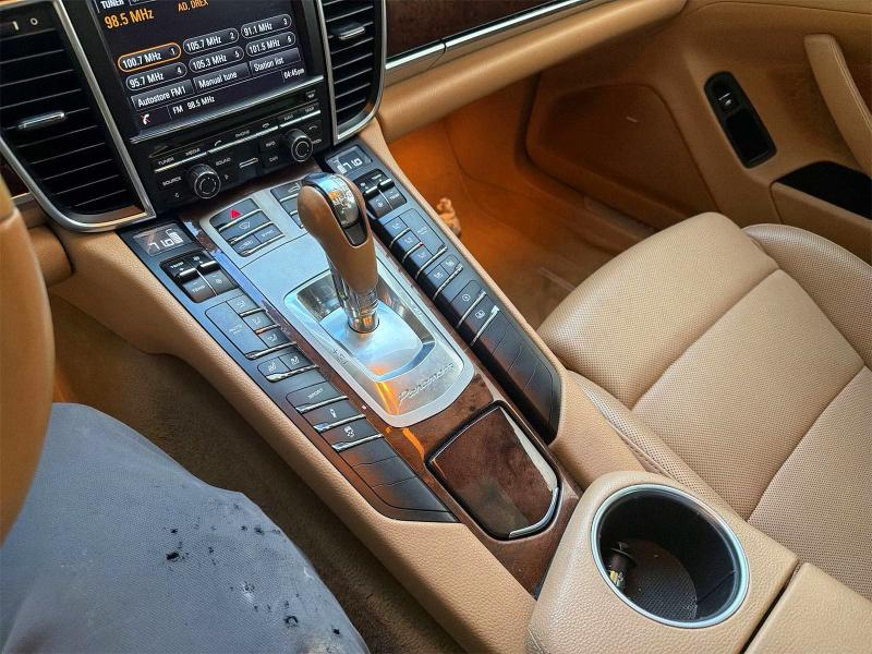 2015 Porsche Panamera მანქანა იყიდება აუქციონზე, vin: WP0AA2A72FL000498, აუქციონის ნომერი: 67309846