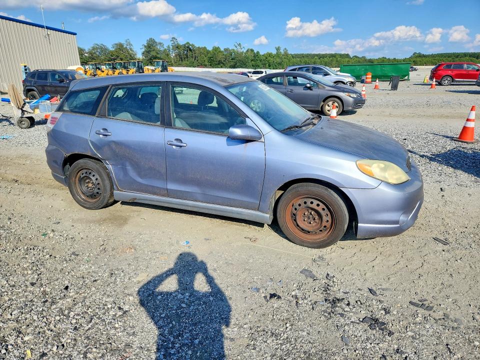 65593496 :رقم المزاد ، 2T1KR32E65C350870 vin ، 2005 Toyota Matrix مزاد بيع