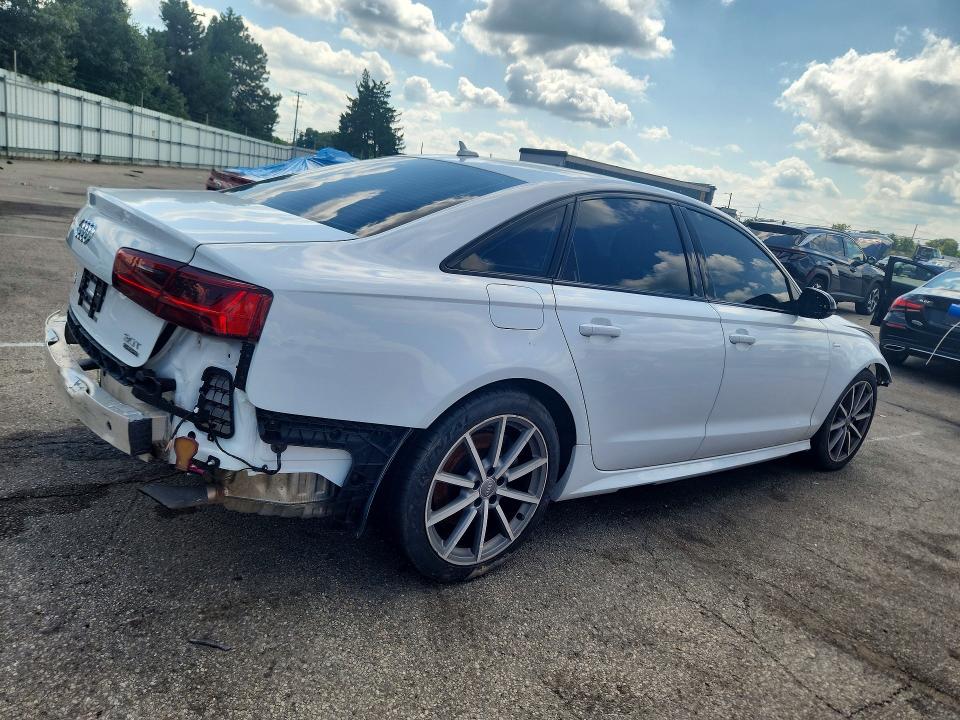 Продаж на аукціоні авто 2018 Audi A6, vin: WAUF3AFC3JN109398, номер лоту: 63762696
