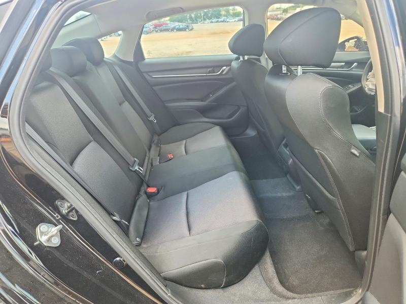 Продажа на аукционе авто 2018 Honda Accord, vin: 1HGCV1F45JA011443, номер лота: 64667356