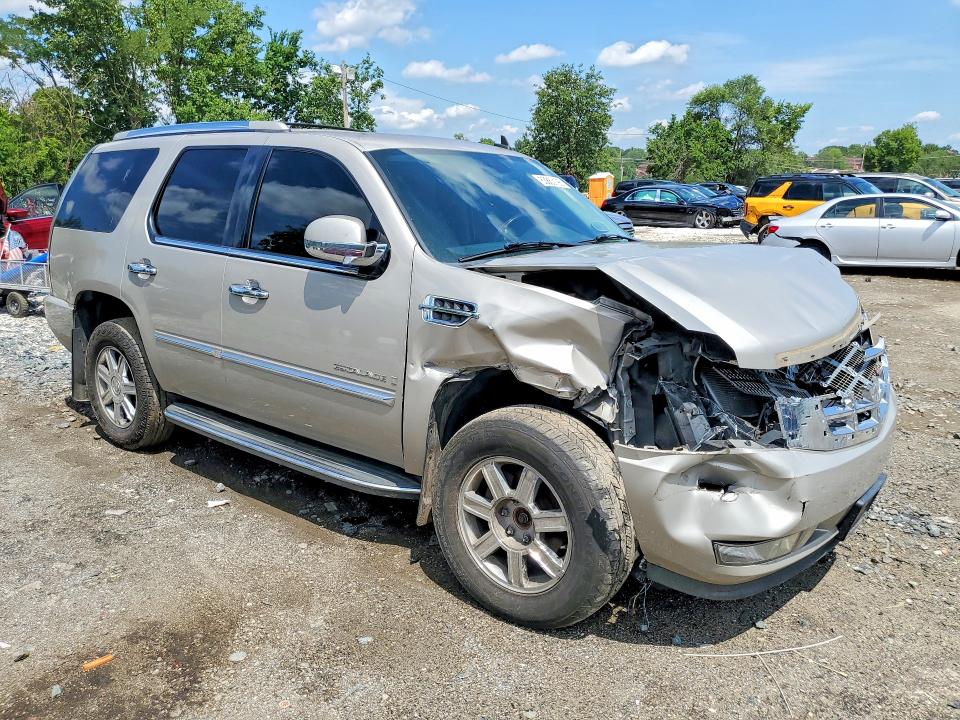 Продажа на аукционе авто 2007 Cadillac Escalade, vin: 1GYFK638X7R426237, номер лота: 63863196