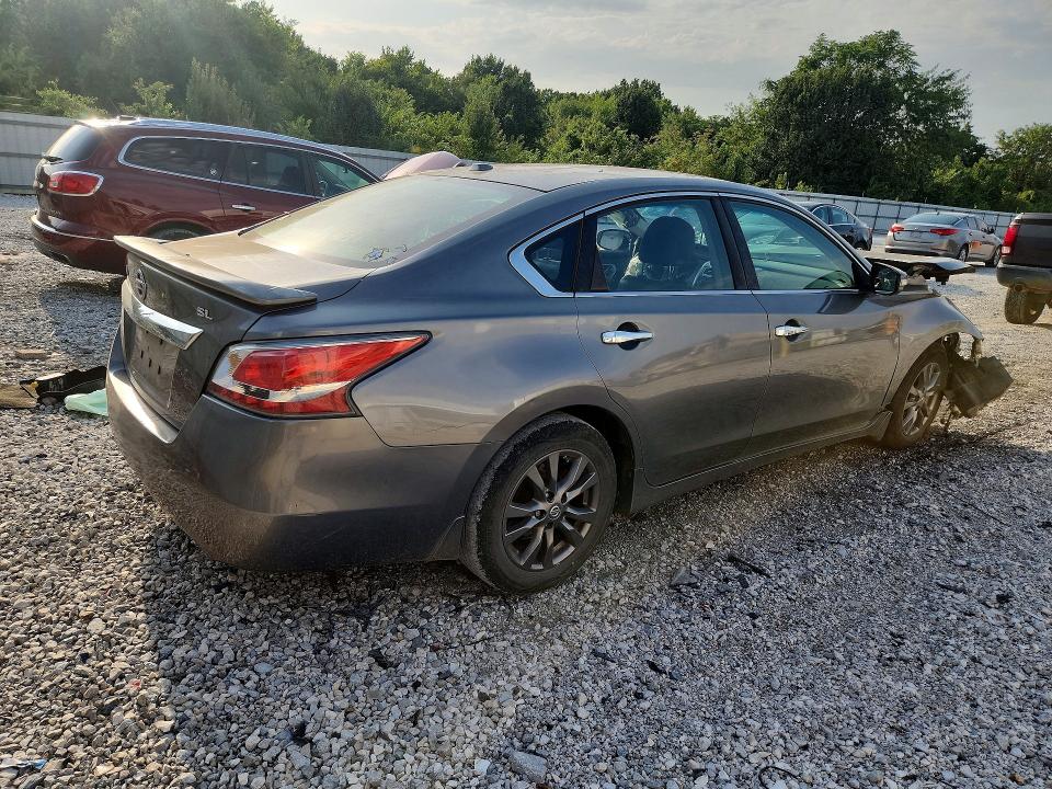 2015 Nissan Altima მანქანა იყიდება აუქციონზე, vin: 1N4AL3AP3FN350412, აუქციონის ნომერი: 63156866