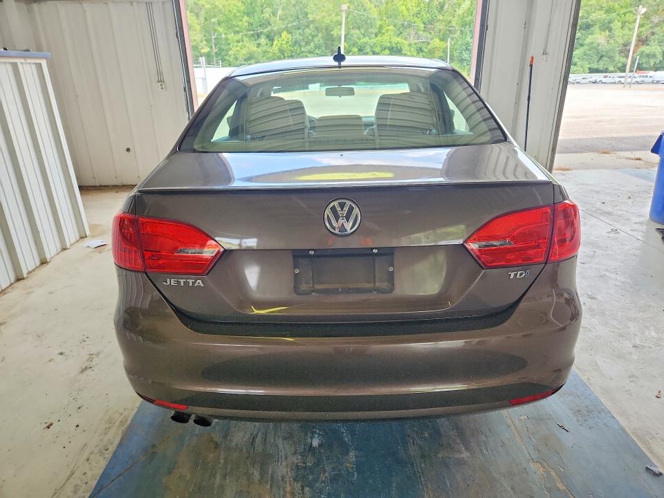 66703906 :رقم المزاد ، 3VWLL7AJ6DM372320 vin ، 2013 Volkswagen Jetta مزاد بيع