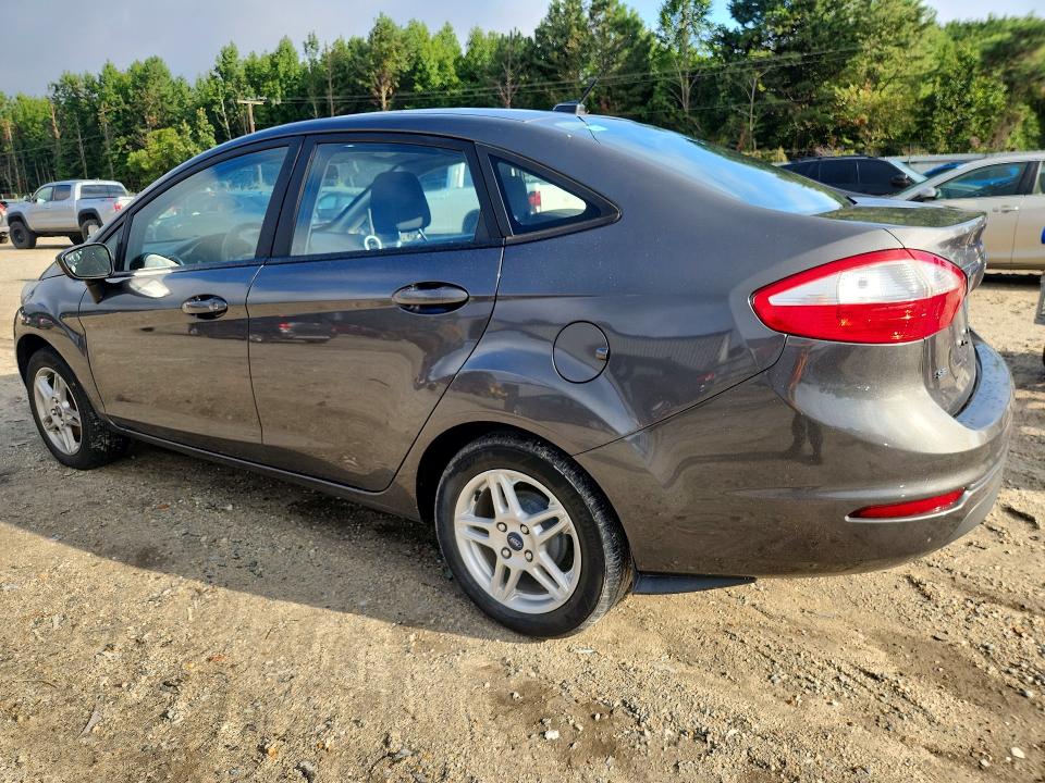 63746986 :رقم المزاد ، 3FADP4BJ2KM117417 vin ، 2019 Ford Fiesta مزاد بيع