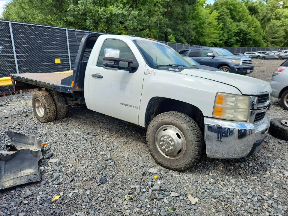 65734616 :رقم المزاد ، 1GBJK346X8E106781 vin ، 2008 Chevrolet Silverado مزاد بيع