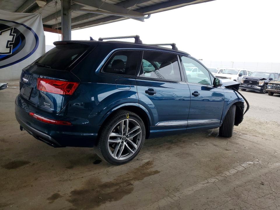 Продаж на аукціоні авто 2018 Audi Q7, vin: WA1VAAF76JD022604, номер лоту: 67039276