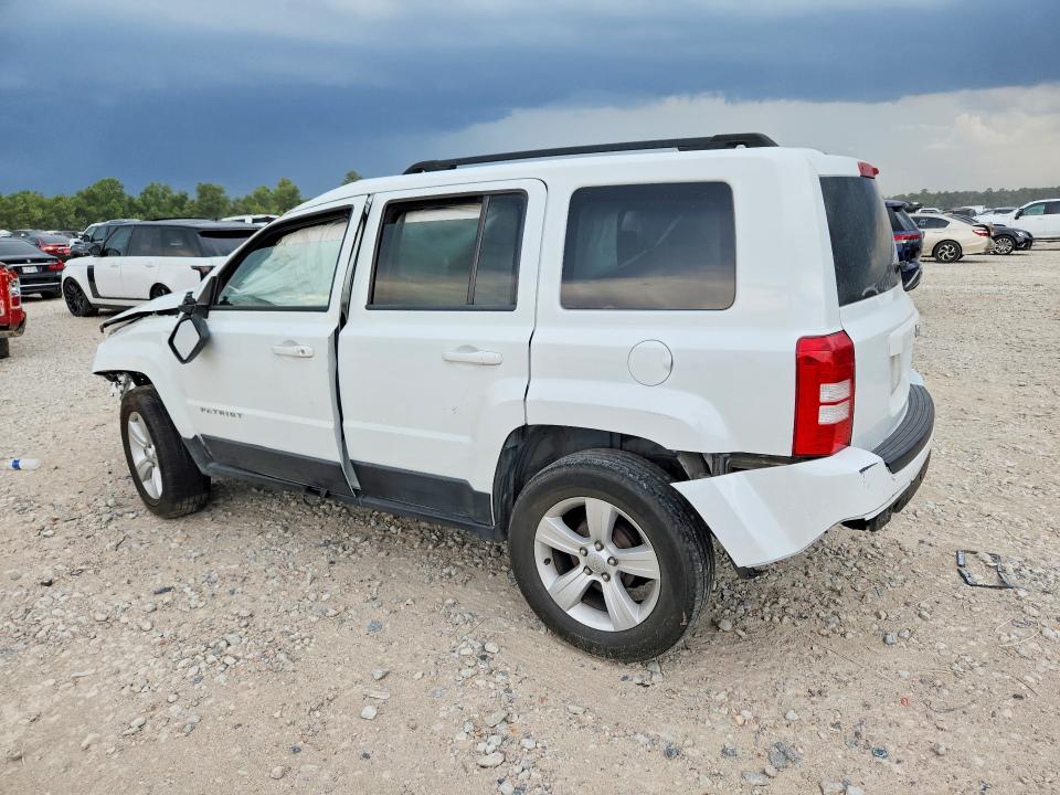 67040456 :رقم المزاد ، 1C4NJPBB4FD348993 vin ، 2015 Jeep Patriot مزاد بيع