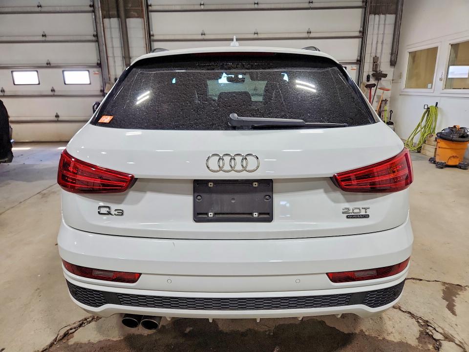 64700916 :رقم المزاد ، WA1GCCFS0HR005104 vin ، 2017 Audi Q3 مزاد بيع