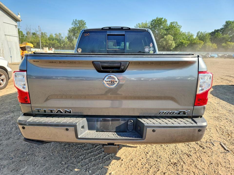 Продаж на аукціоні авто 2018 Nissan Titan, vin: 1N6AA1E55JN530137, номер лоту: 63968366