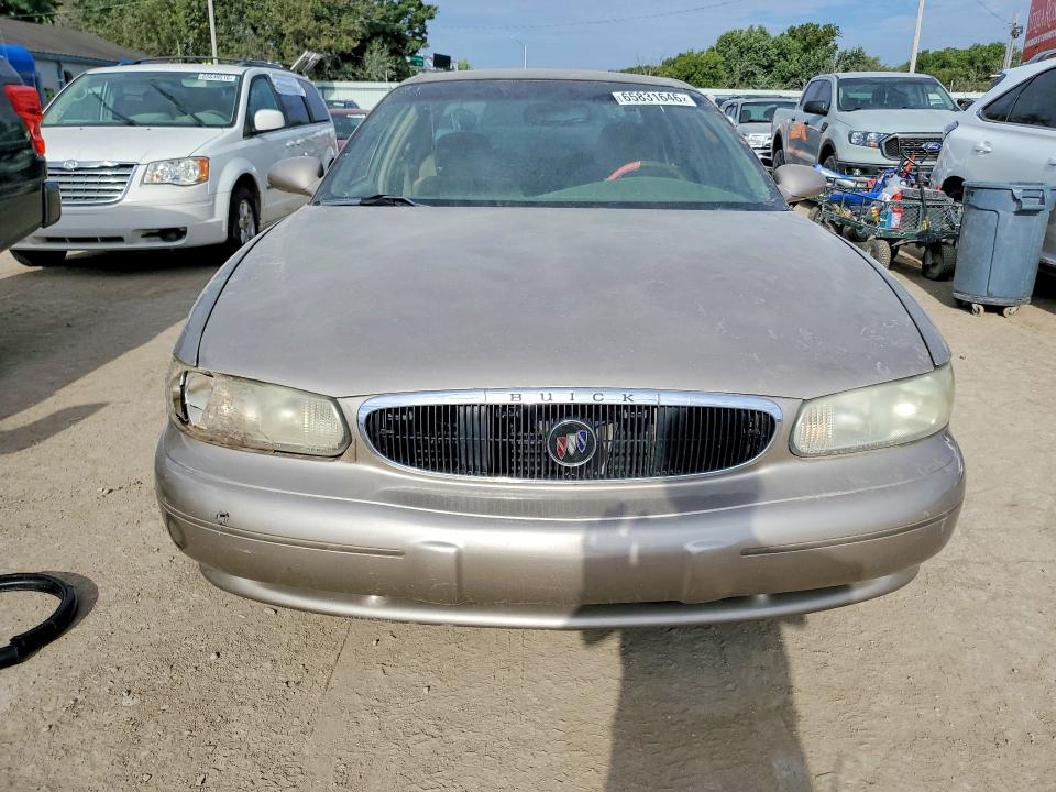 65831646 :رقم المزاد ، 2G4WS52J411192886 vin ، 2001 Buick Century مزاد بيع