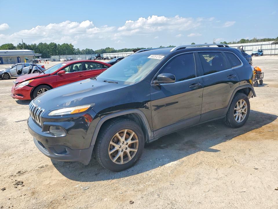 66870326 :رقم المزاد ، 1C4PJMCB9GW140491 vin ، 2016 Jeep Cherokee مزاد بيع
