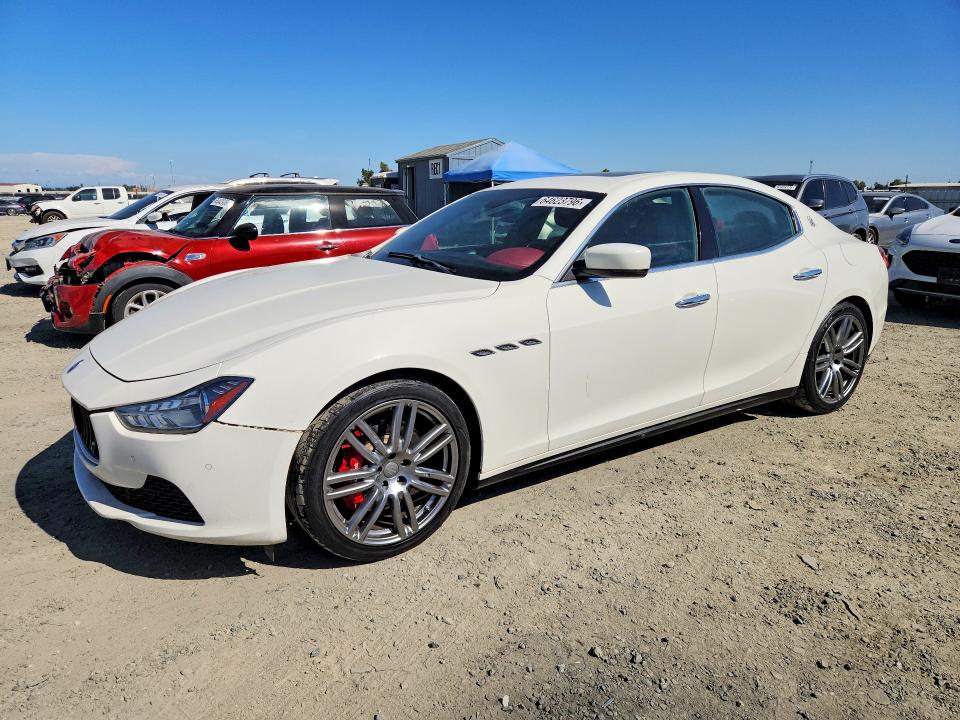 2014 Maserati Ghibli მანქანა იყიდება აუქციონზე, vin: ZAM57RTA8E1124024, აუქციონის ნომერი: 64623796