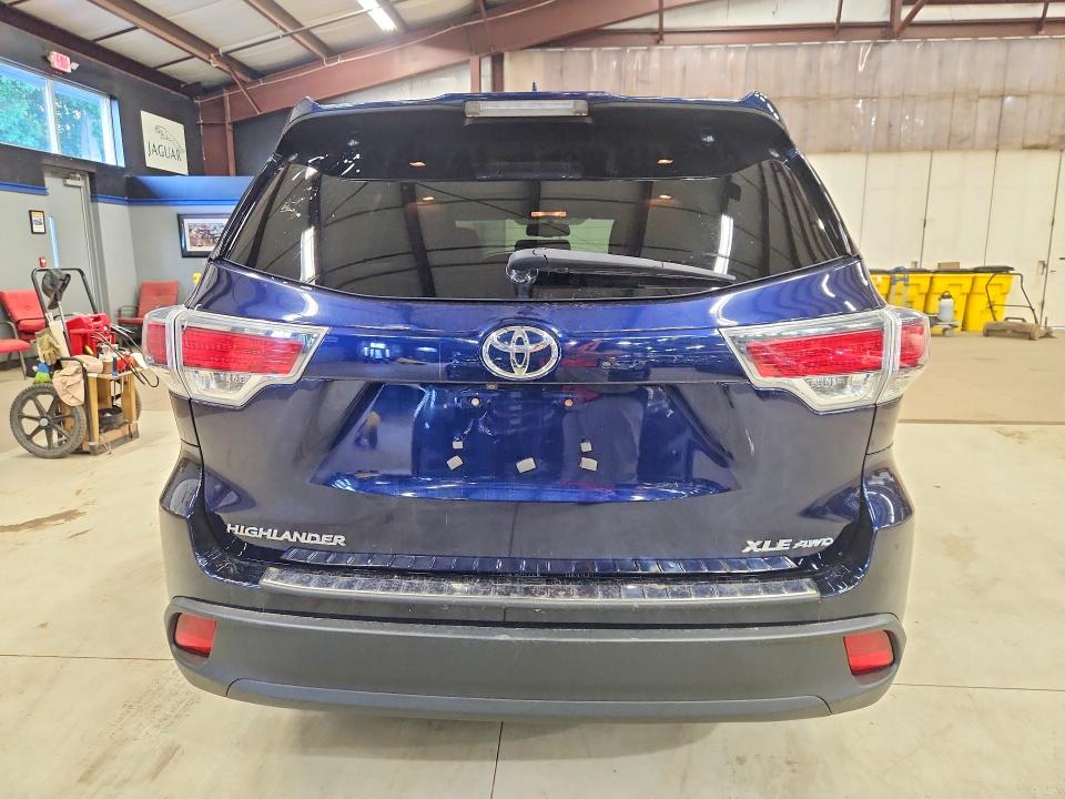 2016 Toyota Highlander მანქანა იყიდება აუქციონზე, vin: 5TDJKRFH1GS231111, აუქციონის ნომერი: 65155116