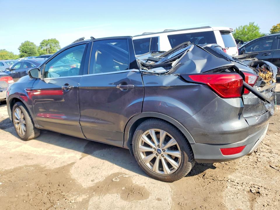 2019 Ford Escape მანქანა იყიდება აუქციონზე, vin: 1FMCU9HDXKUA92075, აუქციონის ნომერი: 63422126