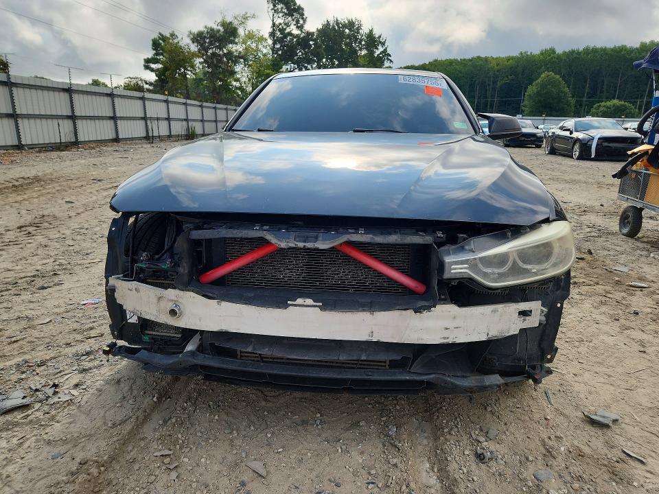 2013 Bmw 328 მანქანა იყიდება აუქციონზე, vin: WBA3B3C5XDF535708, აუქციონის ნომერი: 62835756