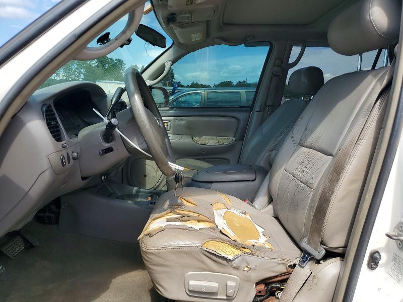 2004 Toyota Sequoia მანქანა იყიდება აუქციონზე, vin: 5TDZT34A24S223968, აუქციონის ნომერი: 64667306