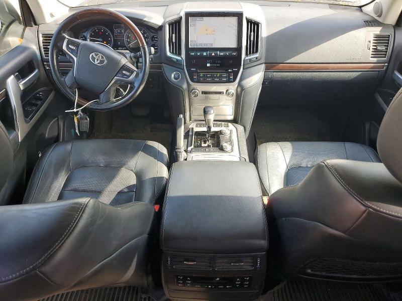 64816006 :رقم المزاد ، JTMCY7AJ6J4065998 vin ، 2018 Toyota Land Cruiser مزاد بيع