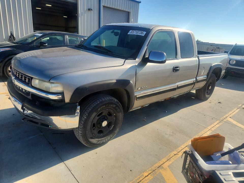 65710736 :رقم المزاد ، 2GCEK19T421284033 vin ، 2002 Chevrolet Silverado مزاد بيع
