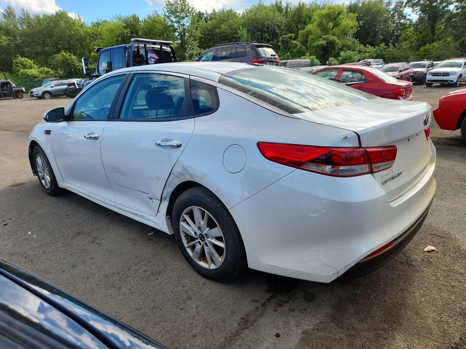 Продажа на аукционе авто 2016 Kia Optima, vin: KNAGT4L39G5073560, номер лота: 62941106